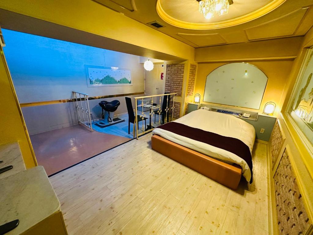 Tiffana Hotel Booking}