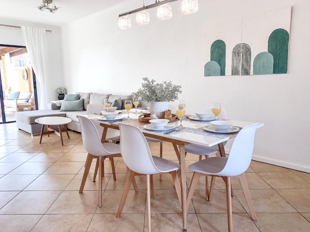 Posezení v ubytování Casa Azure Aruba