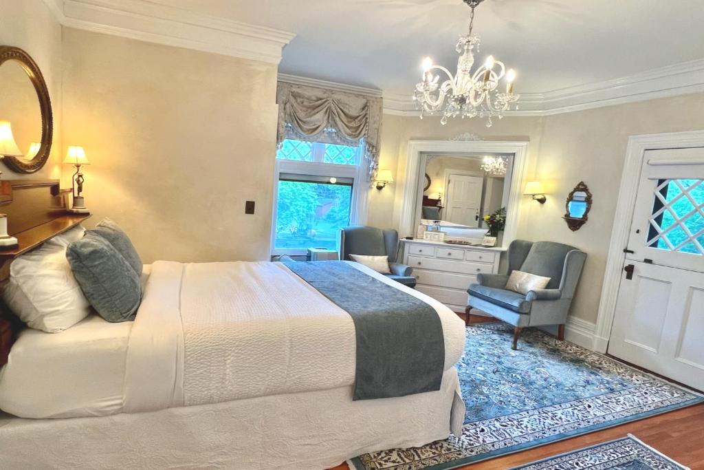 Manor House Inn - Salle De Reine