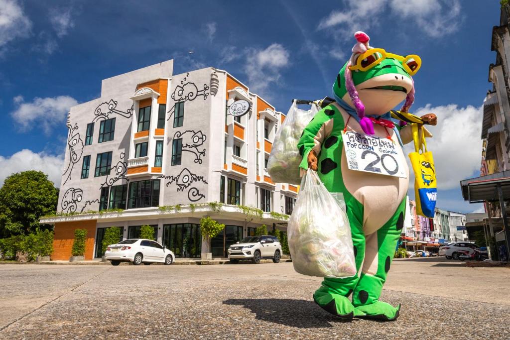 Chamemon Bed Phuket Town - Resim 18