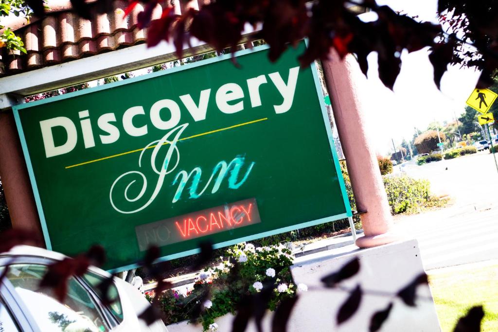 Discovery Inn photo