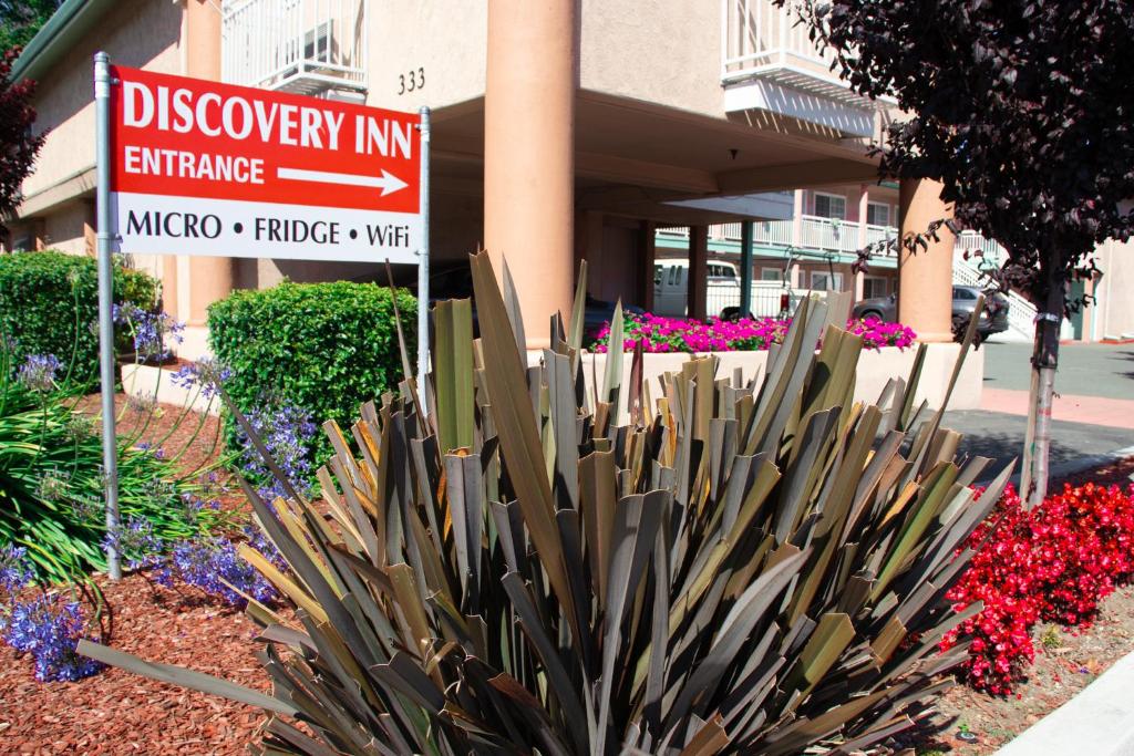 Discovery Inn photo
