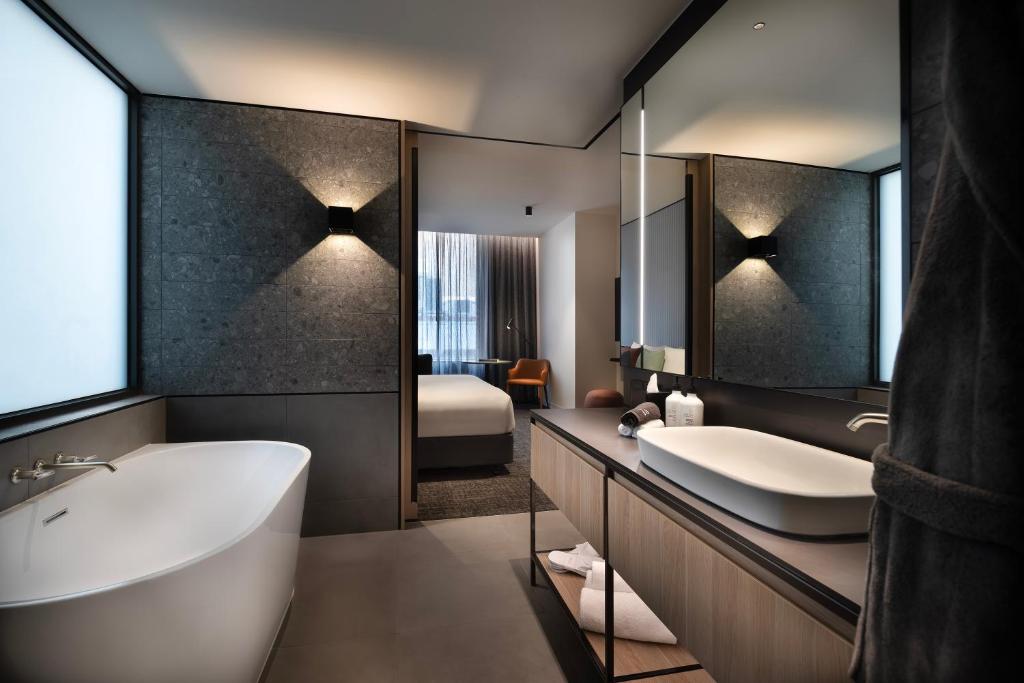 The Howey - Resim 14