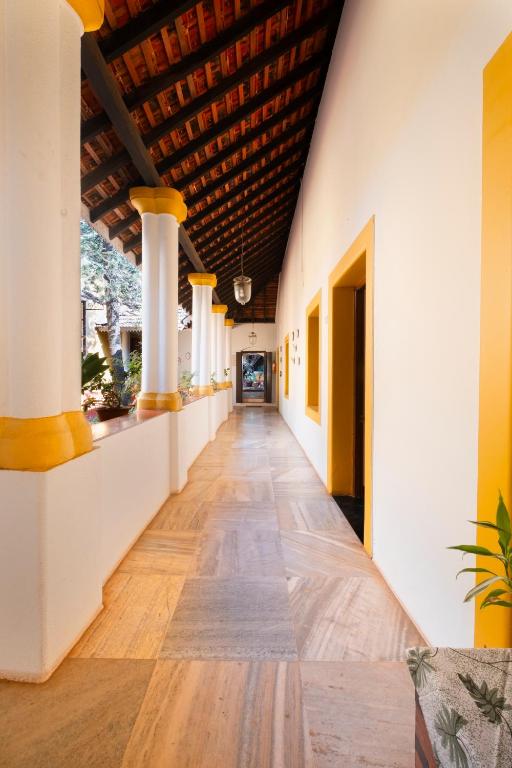 Fotografie z fotogalerie ubytování Granpa's Inn Hotel Bougainvillea v destinaci Andžuna