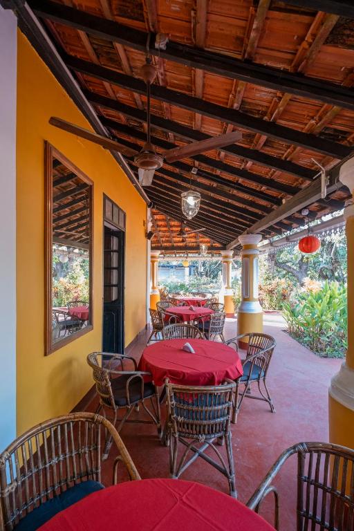 Fotografie z fotogalerie ubytování Granpa's Inn Hotel Bougainvillea v destinaci Andžuna