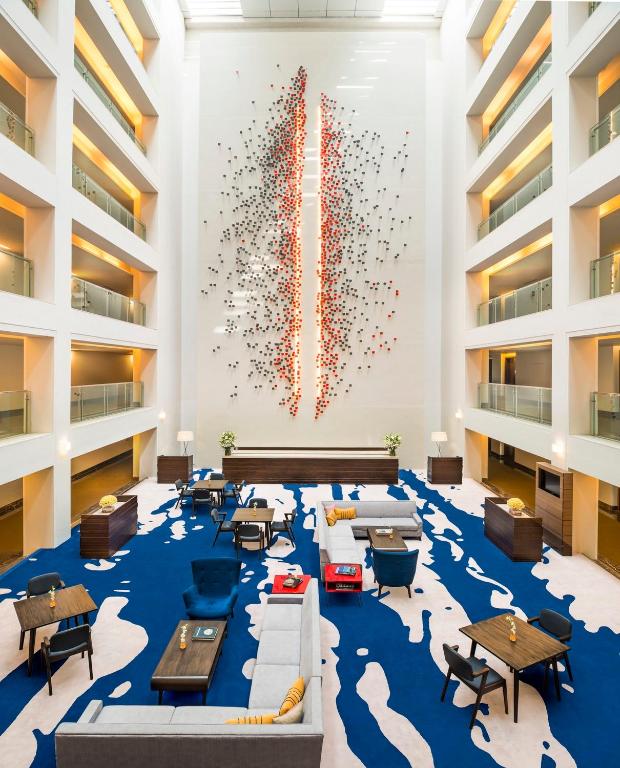 Posezení v ubytování Le Meridien Nagpur