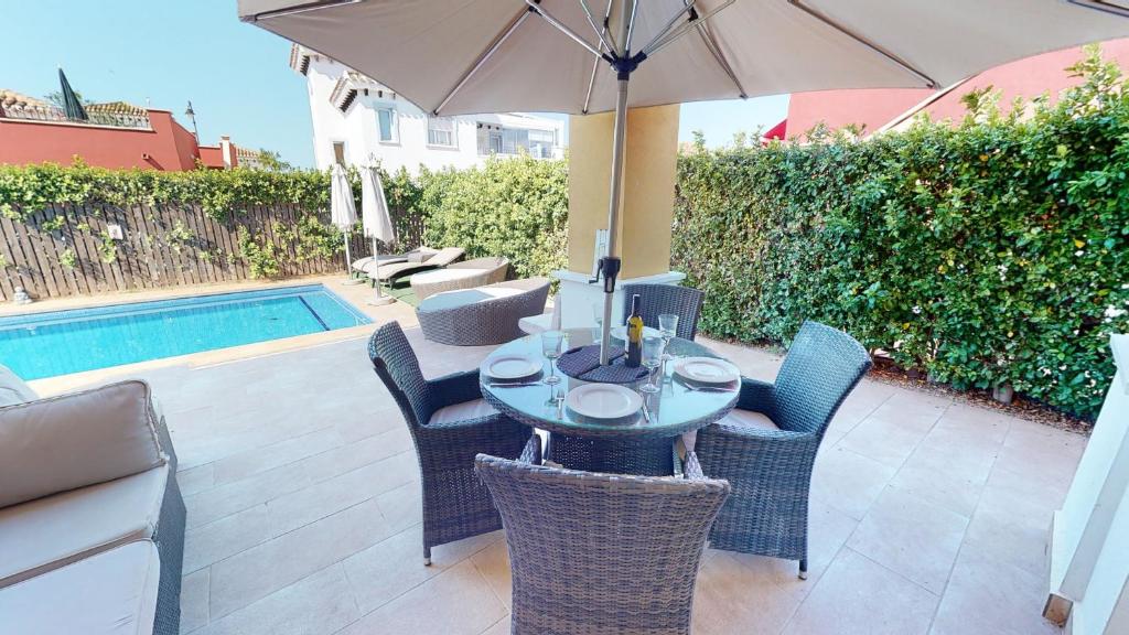 Πισίνα στο ή κοντά στο Casa Armstrong - A Murcia Holiday Rentals Property