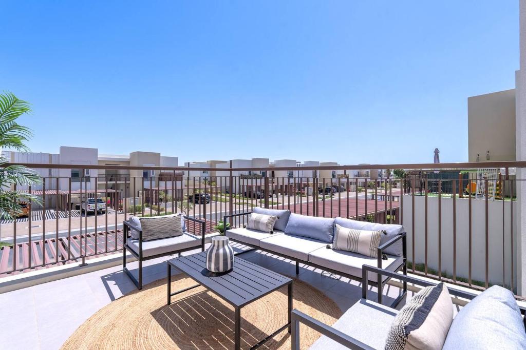 Fotografie z fotogalerie ubytování A Home Away From Home, Sleeps 6! v Dubaji