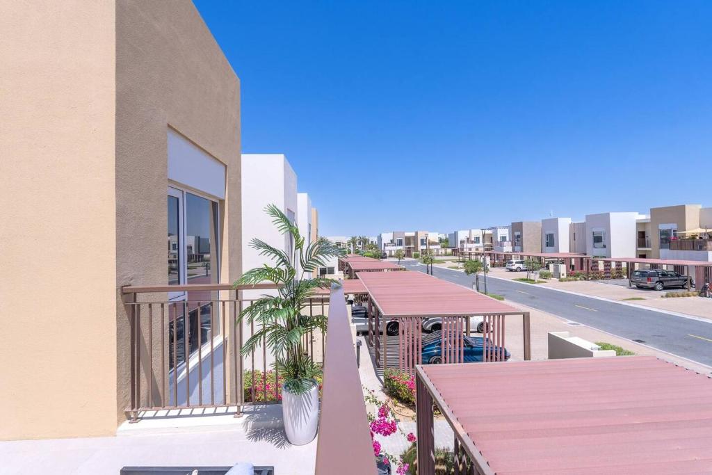 Fotografie z fotogalerie ubytování A Home Away From Home, Sleeps 6! v Dubaji