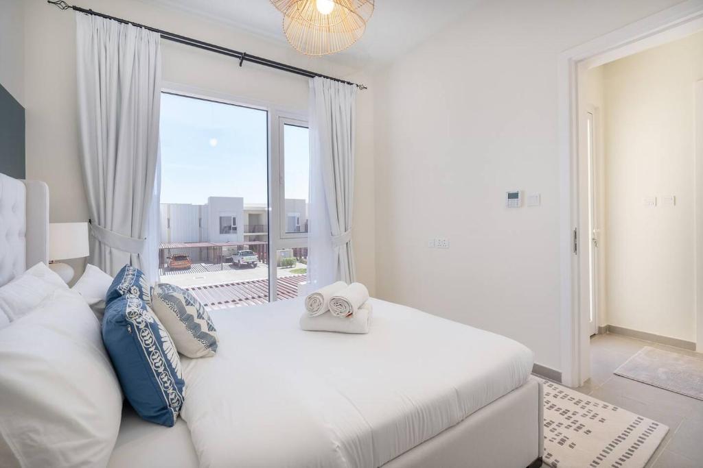 Fotografie z fotogalerie ubytování A Home Away From Home, Sleeps 6! v Dubaji