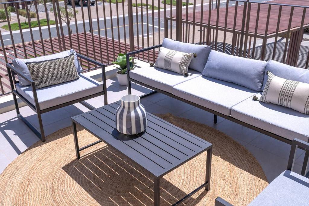 Fotografie z fotogalerie ubytování A Home Away From Home, Sleeps 6! v Dubaji