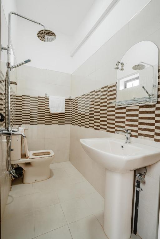 Sri Construction Circuit Bungalow - Deluxe Double Room