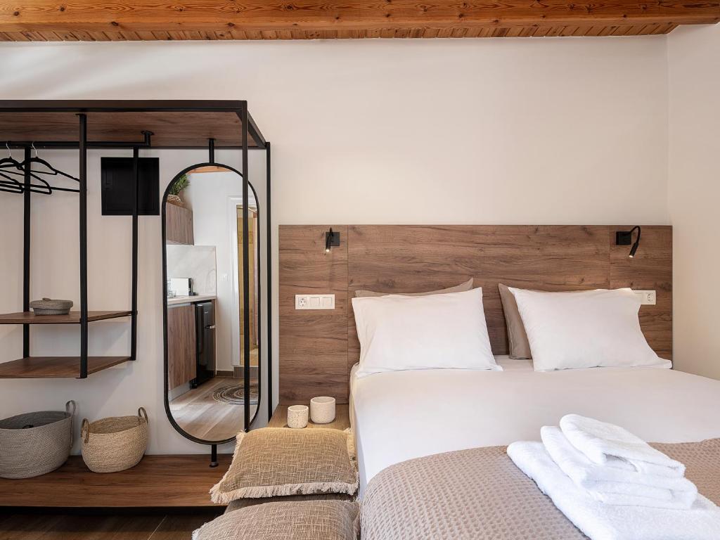 Postel nebo postele na pokoji v ubytování Lavender suite sea view