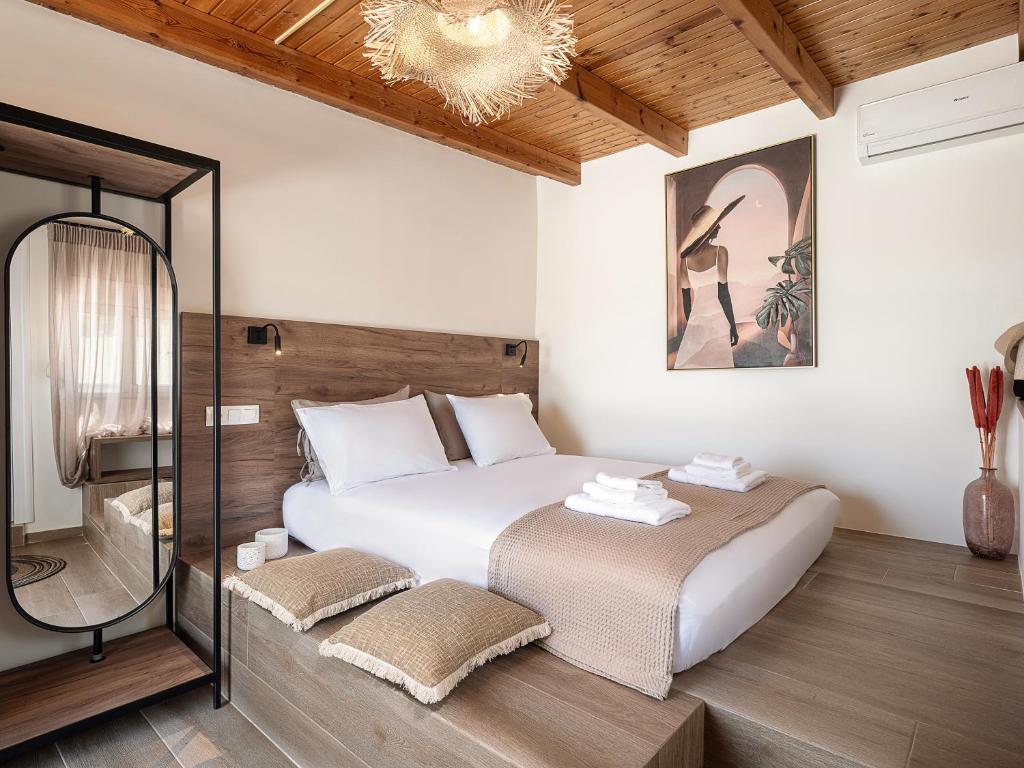 Postel nebo postele na pokoji v ubytování Lavender suite sea view