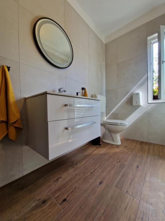 Postel nebo postele na pokoji v ubytování Medeni Apartma