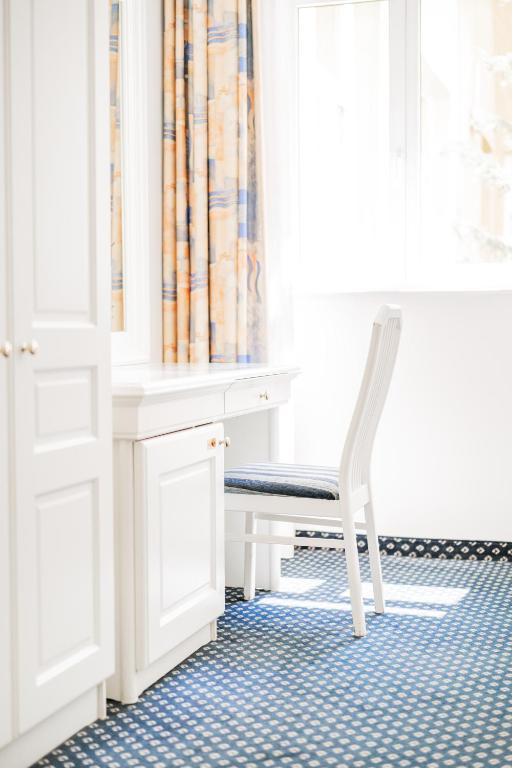 Self-Check-In Hotel Adlon - Resim 40