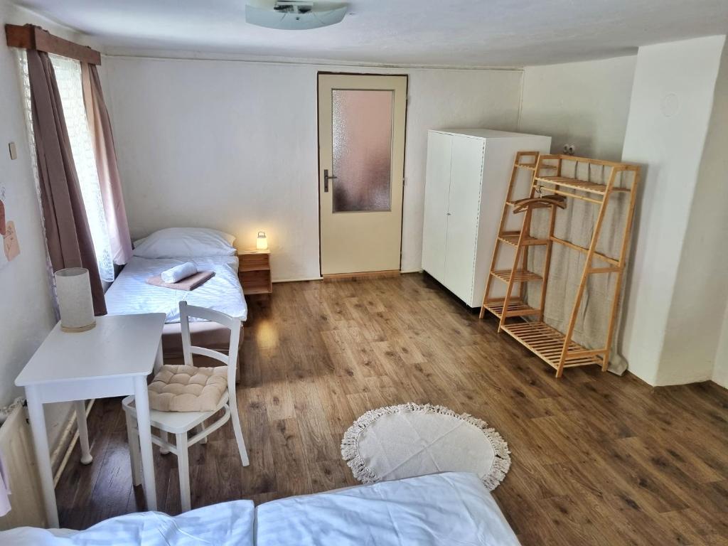 Kuchyň nebo kuchyňský kout v ubytování Domek č. 3