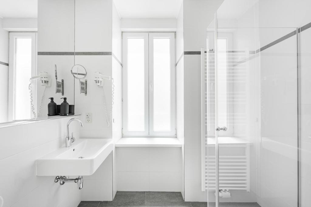 Self-Check-In Hotel Adlon - Resim 44