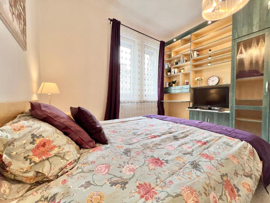 Pilvax Apartment 1052 Budapest, 7 Petőfi Sándor utca 5.em. kép - 1