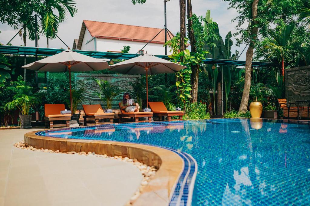 Bazén v ubytování Sophavady D'Angkor nebo v jeho okolí