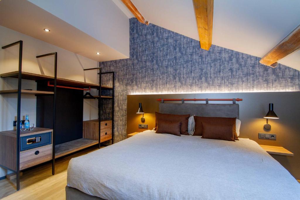 DAS Hotel by Hopfenschlingel - Small Double Room