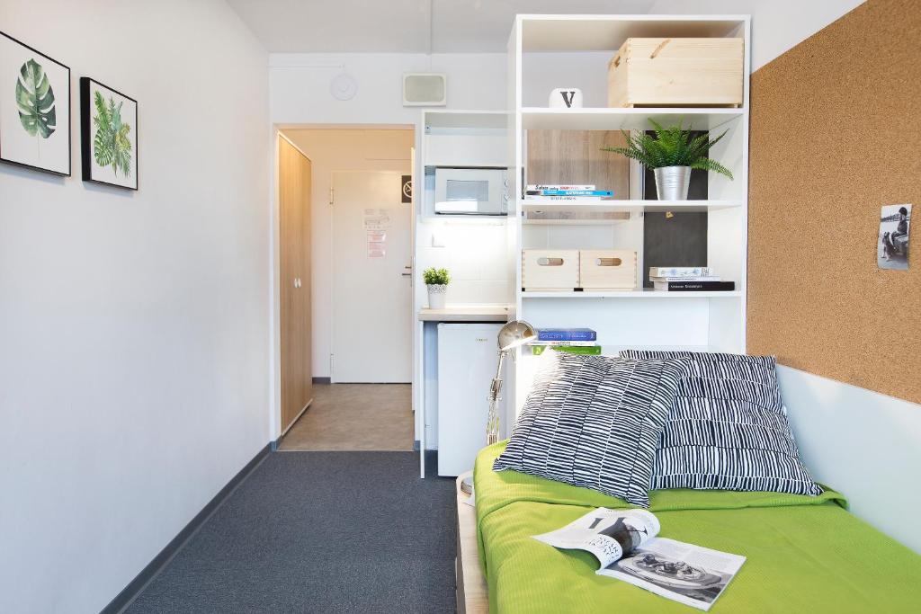 
Single Room with Private Bathroom
