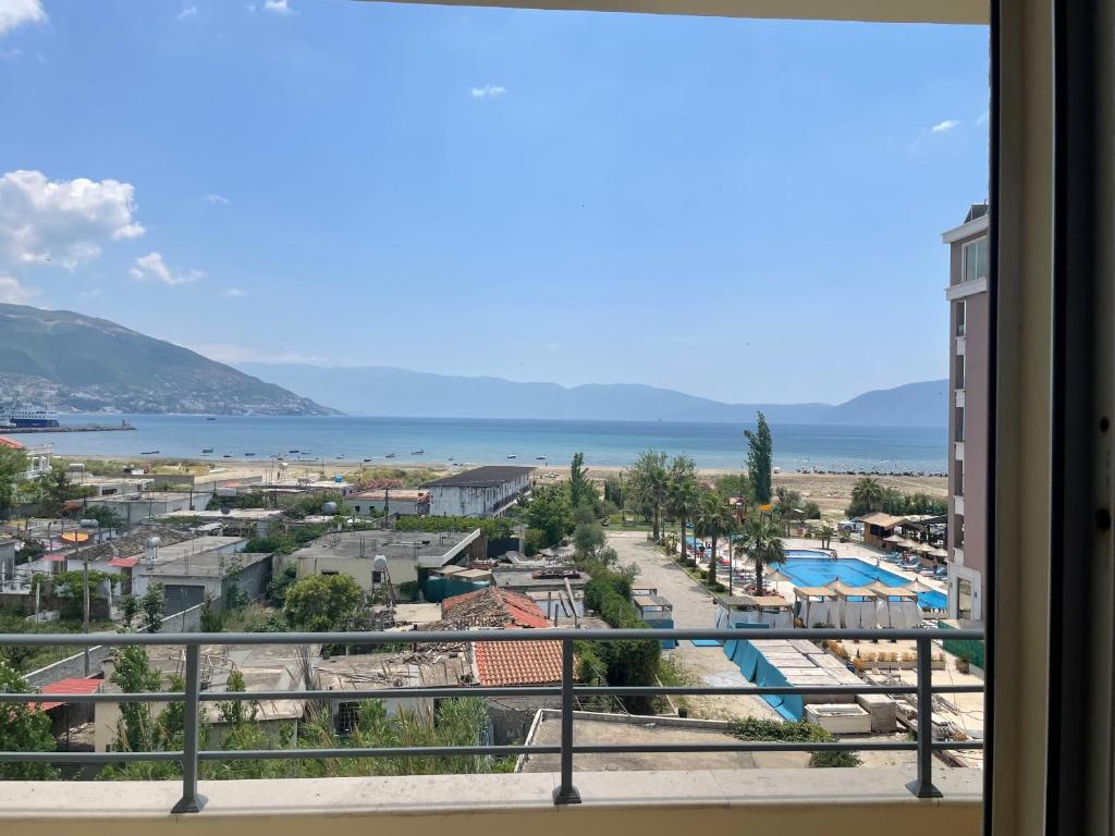 Modern Beach View Apartment, Vlore - Imazhi 5