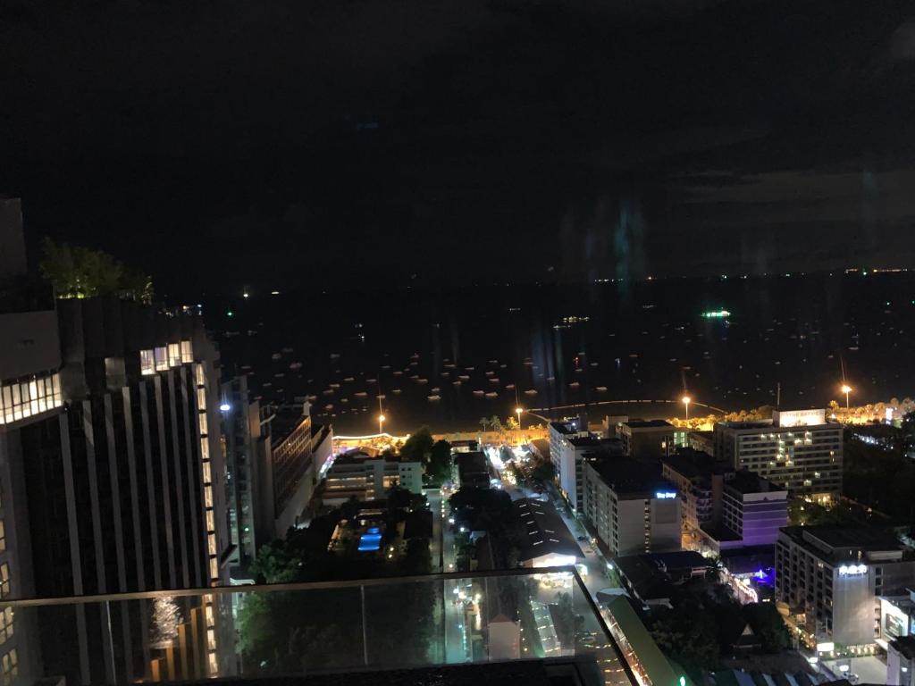 Base Condos - Resim 15