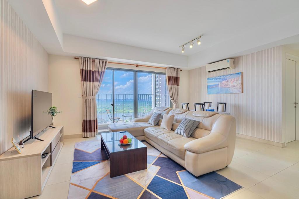 ambiHOME 3BR 2WC in Masteri Thao Dien District 2, Ho Chi Minh City