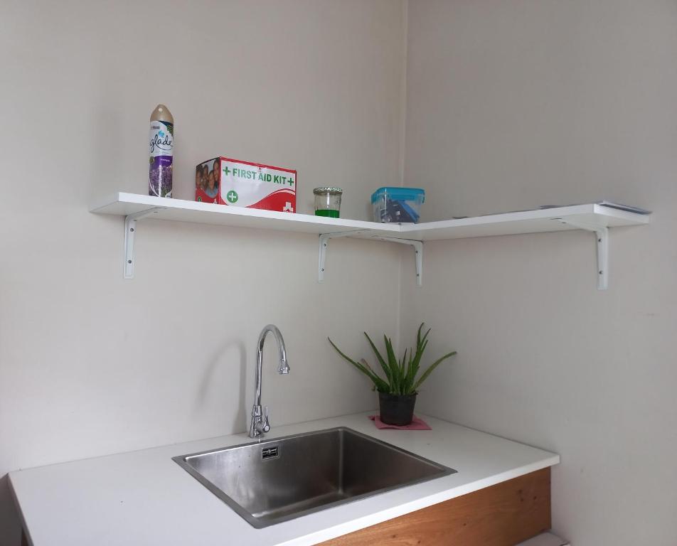 Fotografie z fotogalerie ubytování Bois Mapou Self Catering Apartments Unit 103 v destinaci Riviere Noire