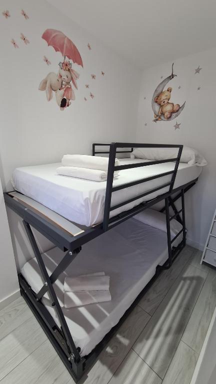 Postel nebo postele na pokoji v ubytování Apartamento Acacias IV 5 IF Benidorm
