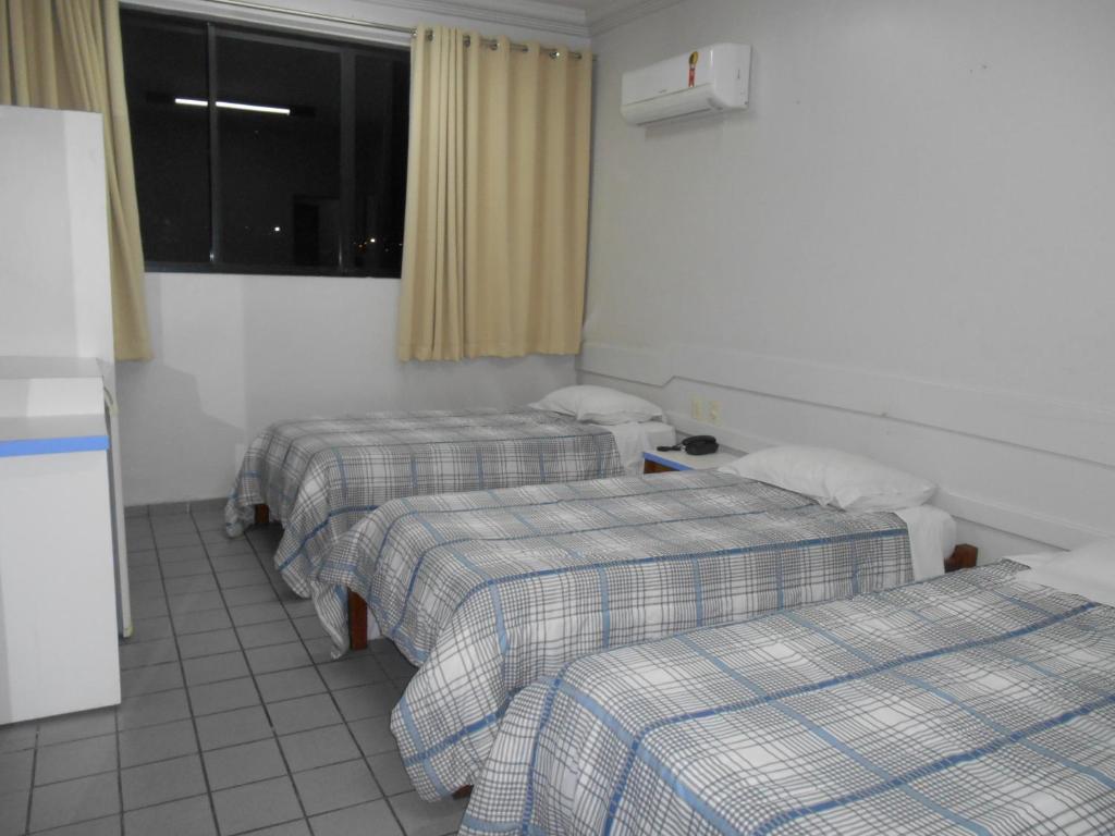  Titão Plaza Hotel