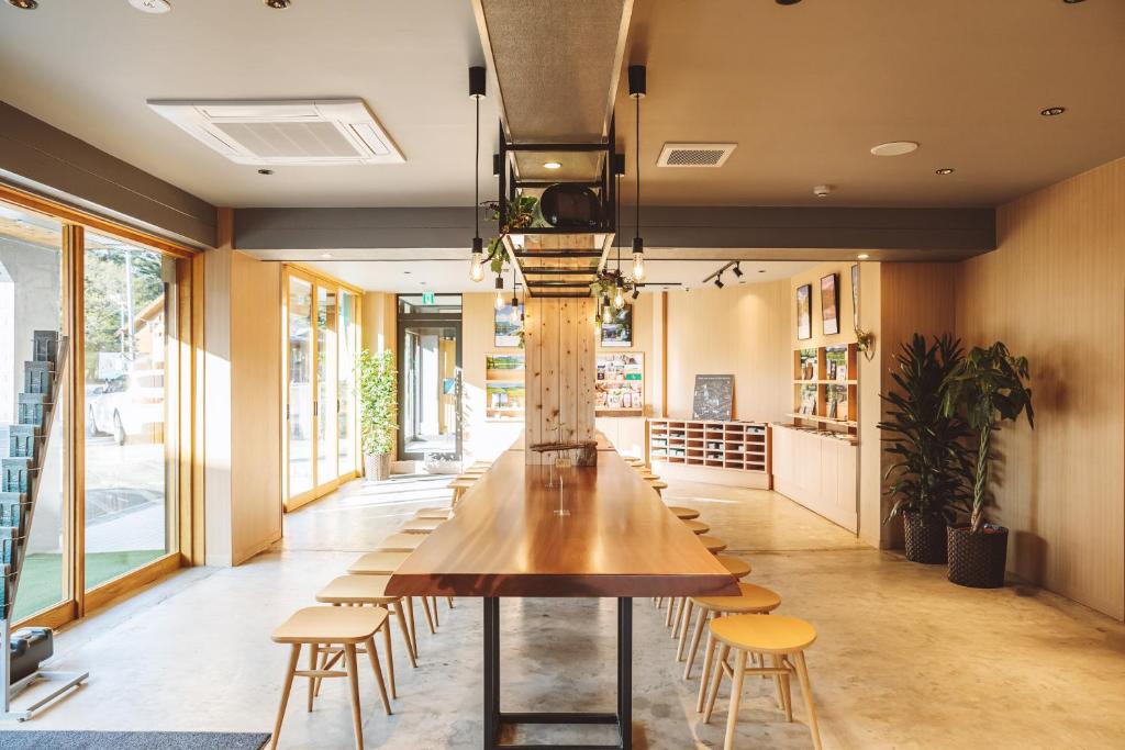 Posezení v ubytování 蓼科BASE kitchen,spa&hotel