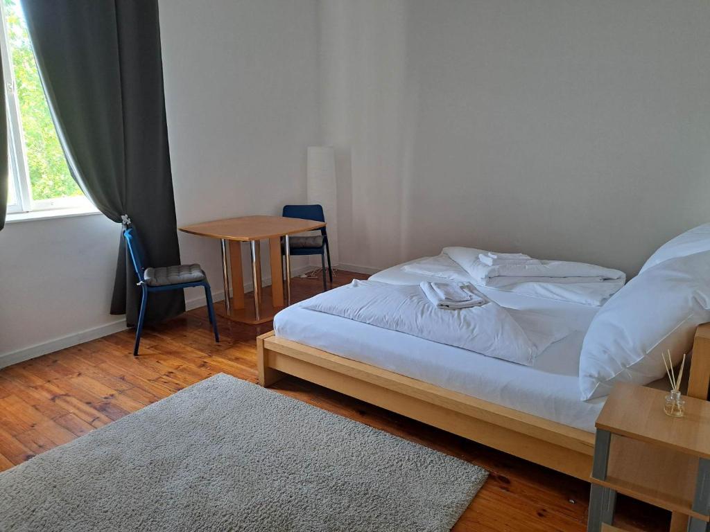 Tarcal Apartman - Two-Bedroom Apartment