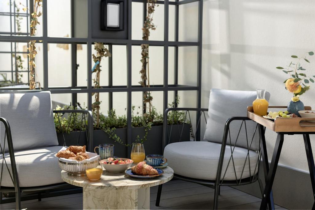 Stradom House, Autograph Collection - Resim 14