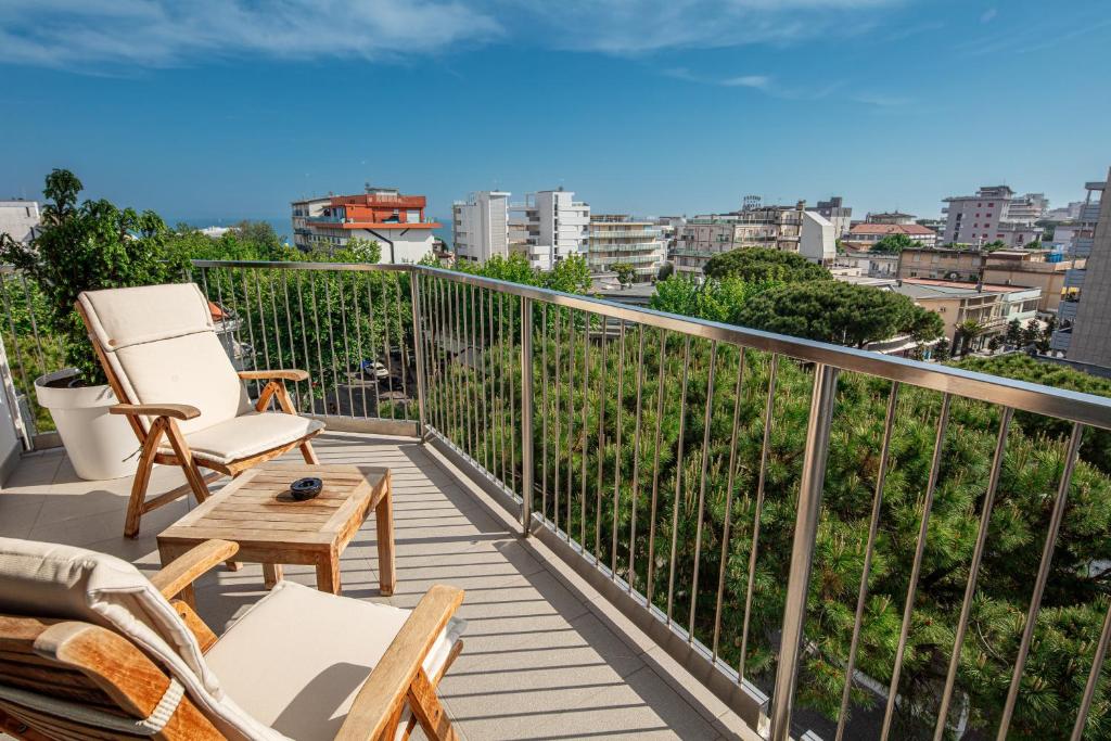 Balkón nebo terasa v ubytování Monaco Suites Hotel