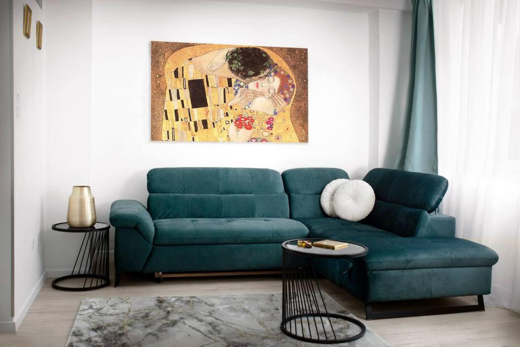 Leonardo Residence Budapest - unique boutique apartment in the heart of Budapest 1082 Budapest, Corvin sétány 4. Sun Resort ép. A.lh., 2.em. 2. ajtó kép - 1