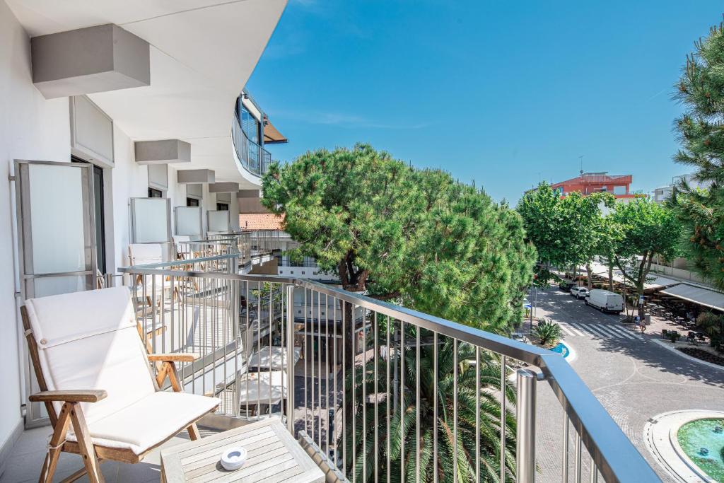 Balkón nebo terasa v ubytování Monaco Suites Hotel