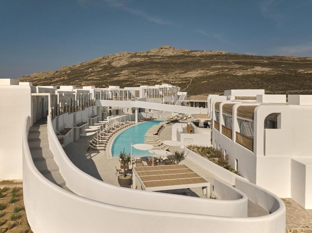 Gallery image of Yi Hotel Mykonos in Elia Beach