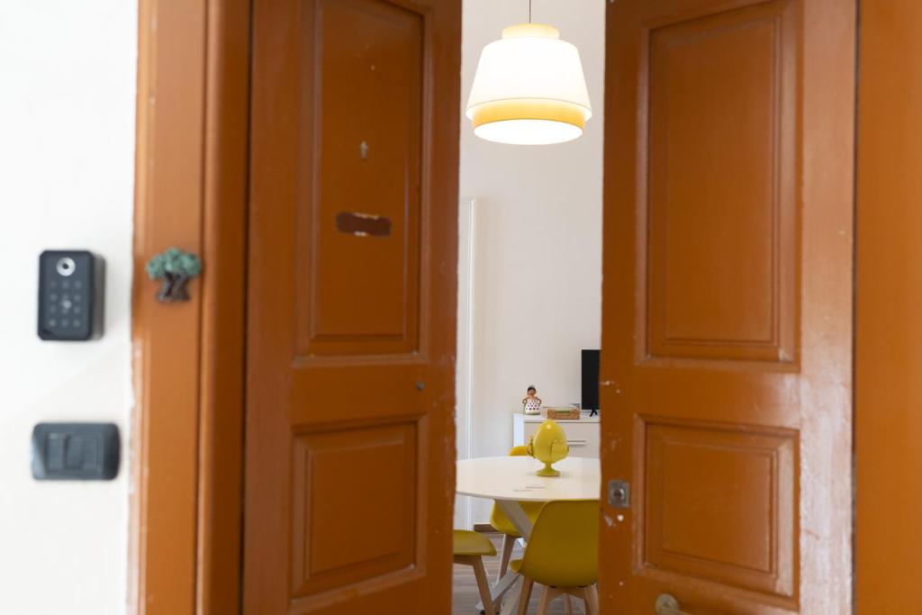 Palazzo Manzoni Apartments - 1