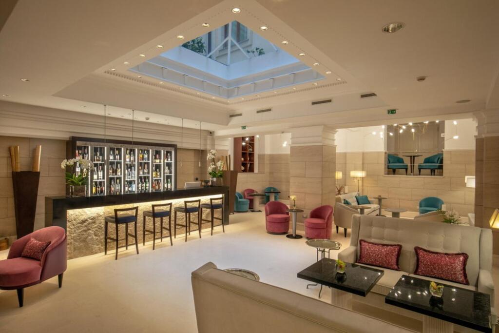 Rose Garden Palace Roma by OMNIA hotels - Resim 35