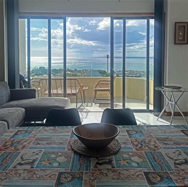 Luxury seaview apartment (Mauritius Palmyre)