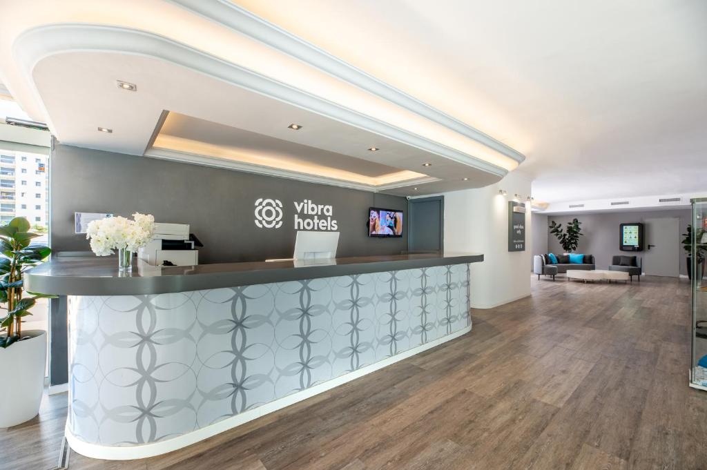 Apartamentos Vibra Tivoli, Playa den Bossa – Precios 2023 ...