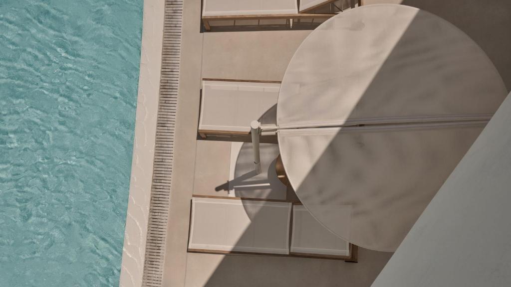 Gallery image of Yi Hotel Mykonos in Elia Beach