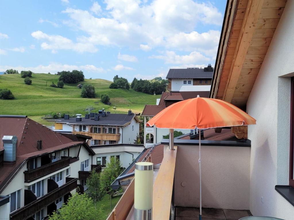 Budynek, w którym mieści się apartament