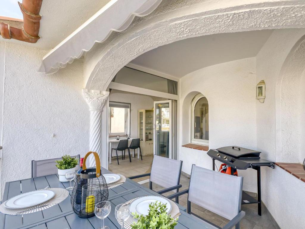 Posedenie v ubytovaní Holiday Home Sunset by Interhome