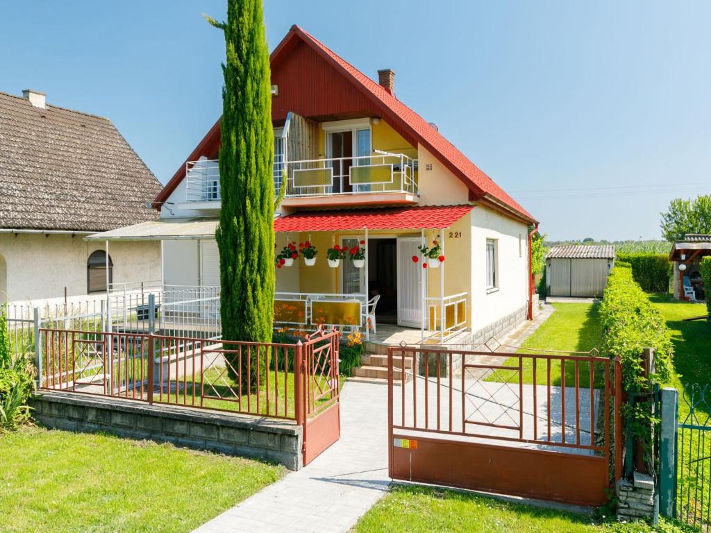 Holiday Home Gizella by Interhome 8638 Balatonlelle kép - 1