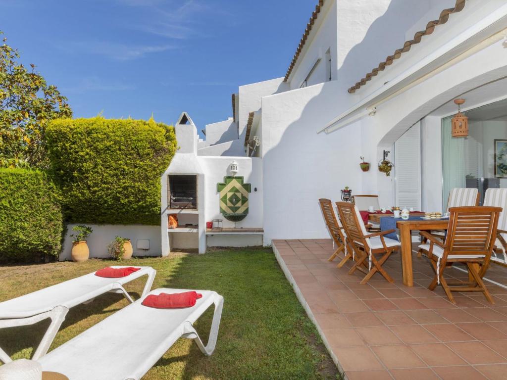 Vonkajšia záhrada v ubytovaní Holiday Home La Reserva IV by Interhome