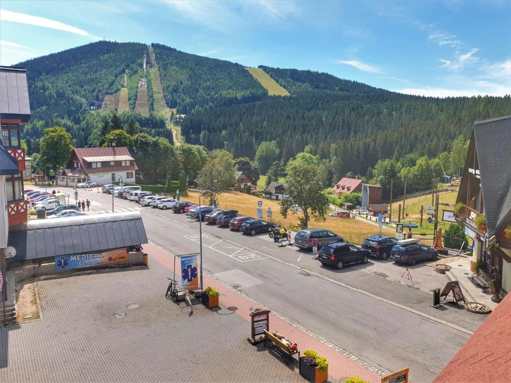 Výhľad na hory alebo výhľad na hory priamo z apartmánu