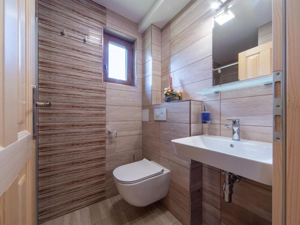 Koupelna v ubytování Holiday Home Agáta 2 by Interhome